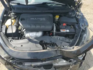2015 Dodge Dart SXT z VIN 1C3CDFBB8FD432022, wystawiony jako Copart lot #61503575 z przebiegiem 148 064 mil mil oraz Szkoda całkowita • Salvage title. Historia ofert i sprzedaży dostępna na DreamBid. Obrazek 11.