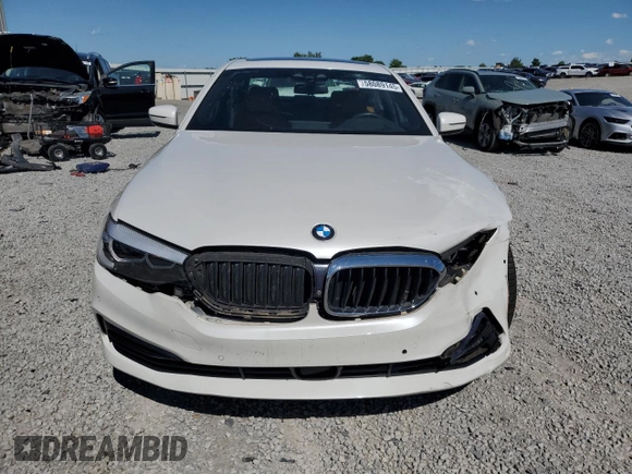 2018 BMW 5 Series 540i z VIN WBAJE5C52JWA97694, wystawiony jako Copart lot #58089145 z przebiegiem Nie podano mil oraz Szkoda całkowita • Salvage title. Historia ofert i sprzedaży dostępna na DreamBid. Obrazek 5.