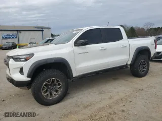 2024 Chevrolet Colorado 4WD ZR2 with VIN 1GCPTFEK1R1266203, listed as a Copart auction lot 45959035 with 0 mi miles and Salvage Title. Bid and sale history available at carsss.com. Image 1.