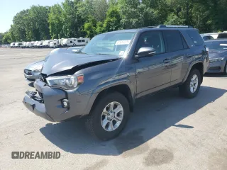 2022 Toyota 4Runner SR5 Premium z VIN JTENU5JR0N6000567, wystawiony jako Copart lot #61610575 z przebiegiem 36 790 mil mil oraz Szkoda całkowita • Salvage title. Historia ofert i sprzedaży dostępna na DreamBid. Obrazek 1.