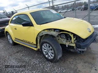 2015 Volkswagen Beetle Fleet Edition with VIN 3VWF17AT6FM655081, listed as a IAAI auction lot 41623719 with 78,955 mi miles and . Bid and sale history available at DreamBid. Image 1.