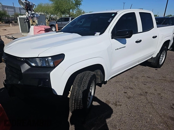 2023 Chevrolet Colorado 4WD Work Truck z VIN 1GCGTBEC2P1200144, wystawiony jako IAAI lot #42626480 z przebiegiem 29 151 mil mil oraz . Historia ofert i sprzedaży dostępna na DreamBid. Obrazek 26.