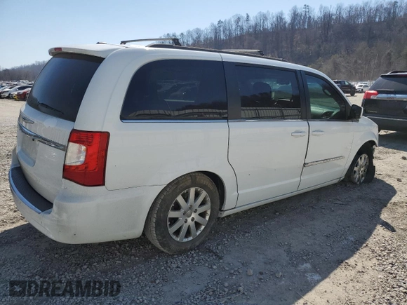 2015 Chrysler Town & Country Touring with VIN 2C4RC1BG4FR601313, listed as a Copart auction lot 48514685 with 186,328 mi miles and Salvage Title. Bid and sale history available at carsss.com. Image 3.