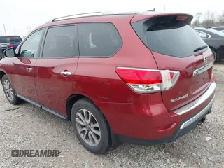 2014 Nissan Pathfinder S z VIN 5N1AR2MM8EC722644, wystawiony jako IAAI lot #41986680 z przebiegiem 148 215 mil mil oraz . Historia ofert i sprzedaży dostępna na DreamBid. Obrazek 3.