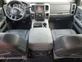 2017 Ram 2500 Big Horn with VIN 3C6UR5DJ3HG589034, listed as a Copart auction lot 44690955 with 121,844 mi miles and Salvage Title. Bid and sale history available at carsss.com. Image 8.