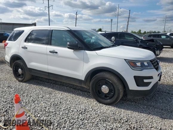 2018 Ford Police Interceptor Utility z VIN 1FM5K8AR0JGA58853, wystawiony jako Copart lot #56120995 z przebiegiem 79 960 mil mil oraz Tytuł czysty. Historia ofert i sprzedaży dostępna na DreamBid. Obrazek 4.