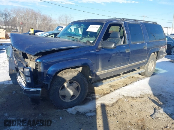 1998 GMC Suburban z VIN 1GKFK16R7WJ700525, wystawiony jako IAAI lot #41305248 z przebiegiem 205 300 mil mil oraz . Historia ofert i sprzedaży dostępna na DreamBid. Obrazek 17.
