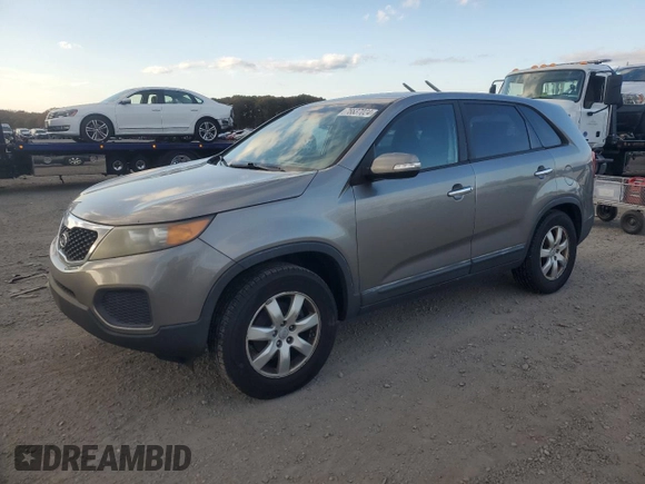 2012 Kia Sorento LX with VIN 5XYKT4A11CG237142, listed as a Copart auction lot 76637024 with 323,504 mi miles and Clean Title. Bid and sale history available at carsss.com. Image 1.