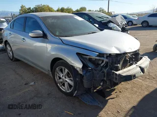 2015 Nissan Altima 2.5 S with VIN 1N4AL3AP6FC157621, listed as a IAAI auction lot 41827747 with 163,305 mi miles. Bid and sale history available at carsss.com. Image 1.