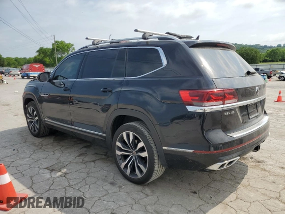 2022 Volkswagen Atlas SEL Premium R-Line with VIN 1V2FR2CAXNC532621, listed as a Copart auction lot 55081255 with 96,104 mi miles and Salvage title. Bid and sale history available at DreamBid. Image 2.