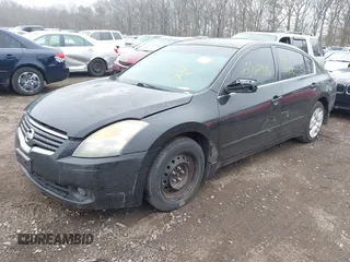 2009 Nissan Altima 2.5 S with VIN 1N4AL21E69C111073, listed as a IAAI auction lot 41852415 with 999,999 mi miles. Bid and sale history available at carsss.com. Image 2.