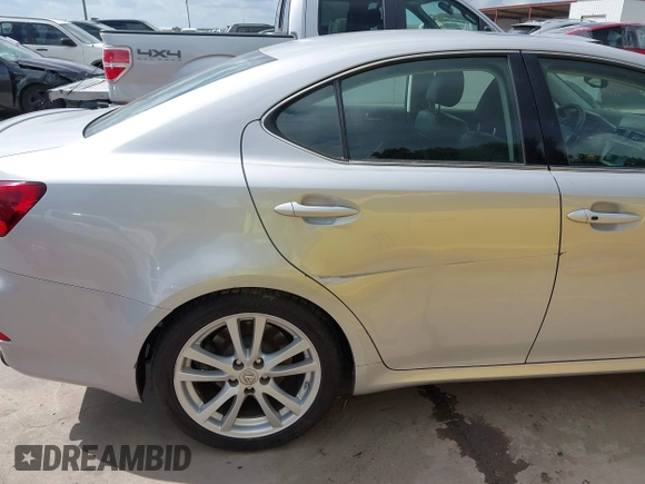 2006 Lexus IS 350 z VIN JTHBE262165008682, wystawiony jako IAAI lot #42683004 z przebiegiem 110 460 mil mil oraz . Historia ofert i sprzedaży dostępna na DreamBid. Obrazek 18.