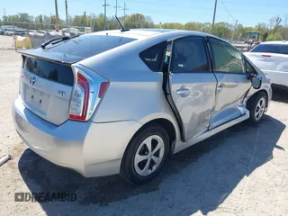 2015 Toyota Prius Four with VIN JTDKN3DUXF0428837, listed as a IAAI auction lot 41848140 with 70,597 mi miles. Bid and sale history available at carsss.com. Image 4.