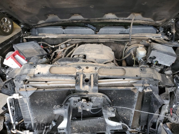 2010 Chevrolet Silverado 1500 LT with VIN 3GCRCSE04AG222542, listed as a Copart auction lot 54663205 with 157,358 mi miles and Salvage Title. Bid and sale history available at DreamBid. Image 11.