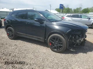 2023 Chevrolet Blazer RS z VIN 3GNKBKRS3PS231472, wystawiony jako Copart lot #58128315 z przebiegiem 17 451 mil mil oraz Szkoda całkowita • Salvage title. Historia ofert i sprzedaży dostępna na DreamBid. Obrazek 4.