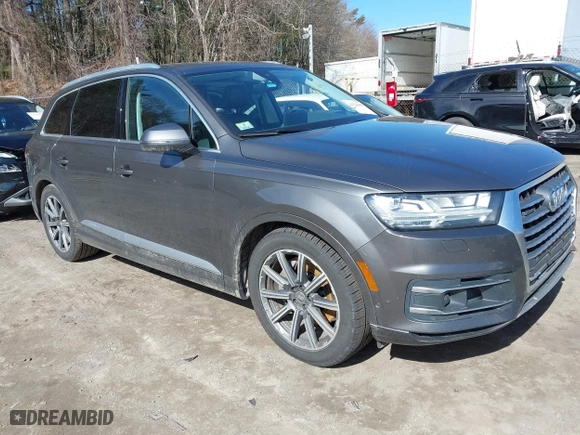 2019 Audi Q7 Prestige with VIN WA1VAAF70KD013429, listed as a IAAI auction lot 41739599 with 73,944 mi miles. Bid and sale history available at carsss.com. Image 1.
