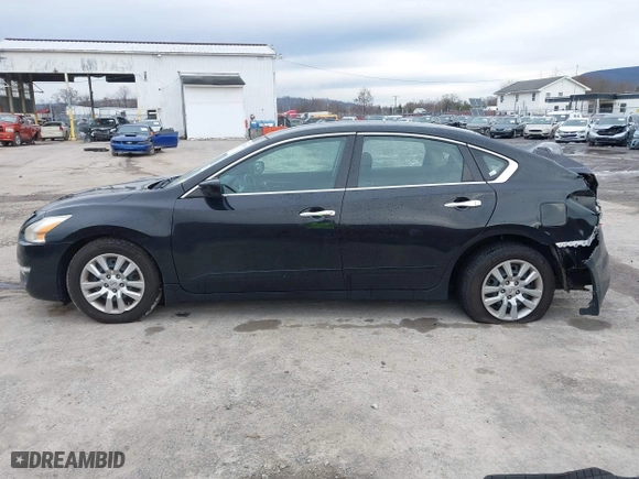 2015 Nissan Altima 2.5 with VIN 1N4AL3AP1FN390326, listed as a IAAI auction lot 41138264 with 128,020 mi miles. Bid and sale history available at carsss.com. Image 13.