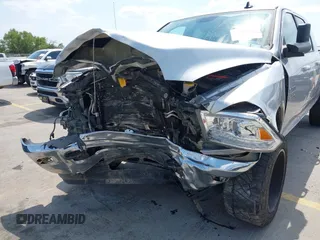 2015 Ram 2500 SLT with VIN 3C6UR5ML9FG611388, listed as a IAAI auction lot 42045503 with 164,547 mi miles and . Bid and sale history available at DreamBid. Image 18.