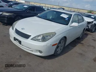 2005 Lexus ES 350 with VIN JTHBA30G555084023, listed as a IAAI auction lot 42701562 with 66,740 mi miles and . Bid and sale history available at DreamBid. Image 2.
