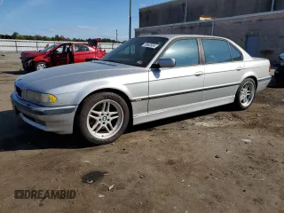 2001 BMW 7 Series z VIN WBAGJ03411DD74282, wystawiony jako Copart lot #70442634 z przebiegiem 125 892 mil mil oraz Szkoda całkowita • Salvage title. Historia ofert i sprzedaży dostępna na DreamBid. Obrazek 1.