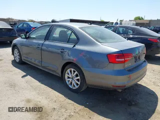 2015 Volkswagen Jetta SE with VIN 3VWD17AJ9FM208976, listed as a IAAI auction lot 42572374 with 259,993 mi miles and . Bid and sale history available at DreamBid. Image 3.