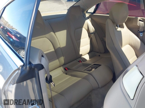 2013 Mercedes-Benz E-Class E 350 with VIN WDDKJ8JB3DF210590, listed as a IAAI auction lot 41813869 with 77,247 mi miles. Bid and sale history available at carsss.com. Image 8.