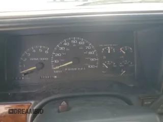 1999 Chevrolet Suburban with VIN 1GNFK16R6XJ492206, listed as a Copart auction lot 71728594 with 129,871 mi miles and Salvage Title. Bid and sale history available at carsss.com. Image 9.