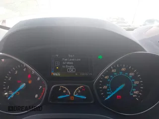 2016 Ford Escape SE with VIN 1FMCU0GXXGUB13165, listed as a IAAI auction lot 42094170 with 156,187 mi miles and . Bid and sale history available at carsss.com. Image 7.