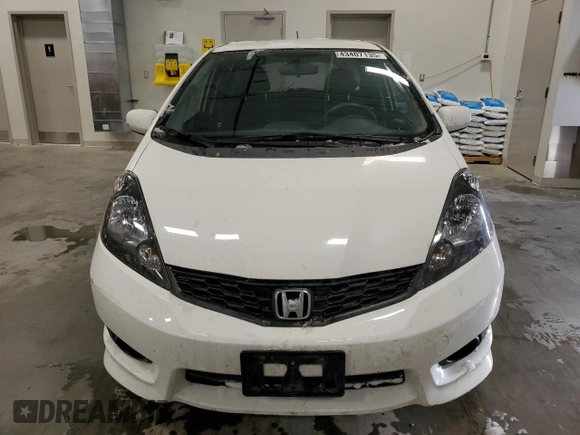 2013 Honda Fit Sport z VIN LUCGE8H7XD3009062, wystawiony jako Copart lot #43407135 z przebiegiem 77 784 mil mil oraz Czysty tytuł • Clean title. Historia ofert i sprzedaży dostępna na DreamBid. Obrazek 5.