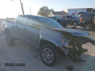 2022 Chevrolet Colorado 2WD Work Truck z VIN 1GCGSBEA4N1299645, wystawiony jako IAAI lot #41131542 z przebiegiem 48 303 mil mil oraz . Historia ofert i sprzedaży dostępna na DreamBid. Obrazek 1.