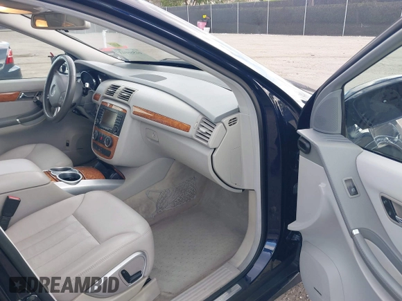 2006 Mercedes-Benz R 3.5L with VIN 4JGCB65E16A026362, listed as a IAAI auction lot 41566013 with 110,626 mi miles and . Bid and sale history available at DreamBid. Image 5.