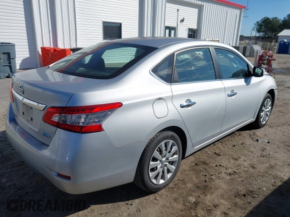 2014 Nissan Sentra SR with VIN 3N1AB7AP5EY210144, listed as a IAAI auction lot 41609892 with 174,631 mi miles and . Bid and sale history available at DreamBid. Image 4.