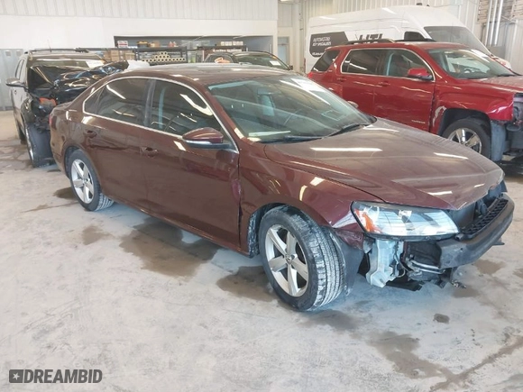 2012 Volkswagen Passat SE with VIN 1VWBH7A31CC015450, listed as a IAAI auction lot 41763605 with 160,288 mi miles. Bid and sale history available at carsss.com. Image 1.