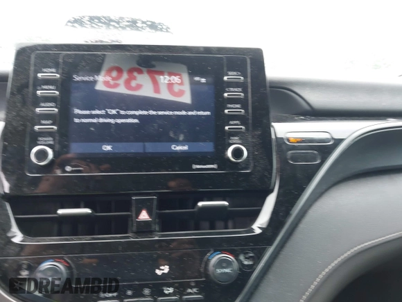 2023 Toyota Camry SE z VIN 4T1G11AK4PU738724, wystawiony jako IAAI lot #42123044 z przebiegiem 58 659 mil mil oraz . Historia ofert i sprzedaży dostępna na DreamBid. Obrazek 19.