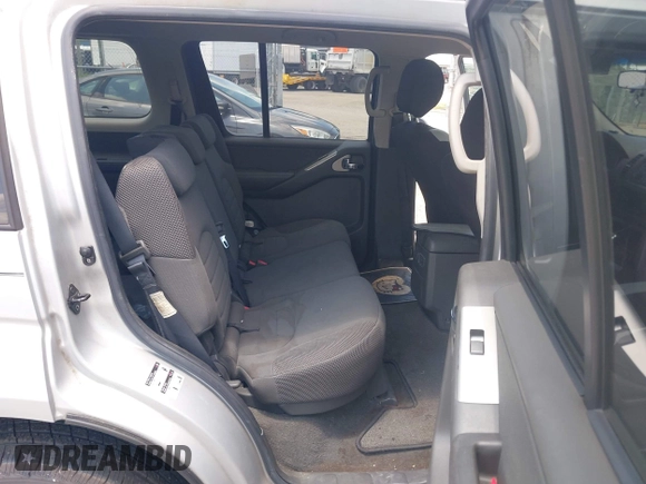 2006 Nissan Pathfinder SE with VIN 5N1AR18U06C666527, listed as a IAAI auction lot 42578647 with 210,279 mi miles and . Bid and sale history available at DreamBid. Image 8.