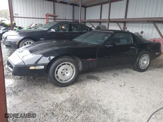 1986 Chevrolet Corvette with VIN 1G1YY0784G5117691, listed as a IAAI auction lot 41977287 with 97,212 mi miles. Bid and sale history available at carsss.com. Image 2.