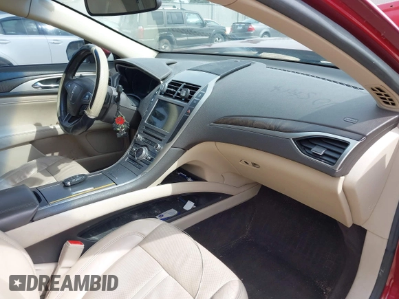 2017 Lincoln MKZ Reserve z VIN 3LN6L5E97HR638047, wystawiony jako IAAI lot #41911214 z przebiegiem 135 491 mil mil oraz . Historia ofert i sprzedaży dostępna na DreamBid. Obrazek 5.