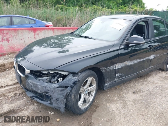 2014 BMW 3 Series 320i with VIN WBA3B1C52EK135610, listed as a IAAI auction lot 42274086 with 69,536 mi miles and . Bid and sale history available at DreamBid. Image 6.