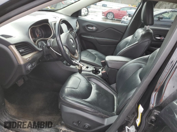 2015 Jeep Cherokee Limited z VIN 1C4PJMDS6FW729656, wystawiony jako Copart lot #52825715 z przebiegiem 105 251 mil mil oraz Szkoda całkowita • Salvage title. Historia ofert i sprzedaży dostępna na DreamBid. Obrazek 7.