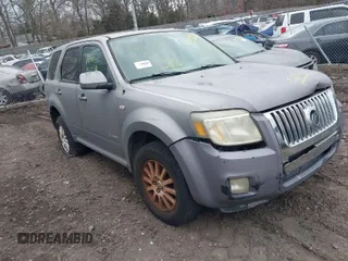 2008 Mercury Mariner Premier with VIN 4M2CU87158KJ44782, listed as a IAAI auction lot 41718784 with 999,999 mi miles. Bid and sale history available at carsss.com. Image 1.