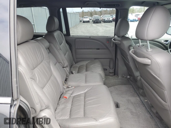 2010 Honda Odyssey EX-L with VIN 5FNRL3H63AB504781, listed as a Copart auction lot 49469045 with 200,000 mi miles and Clean Title. Bid and sale history available at carsss.com. Image 6.