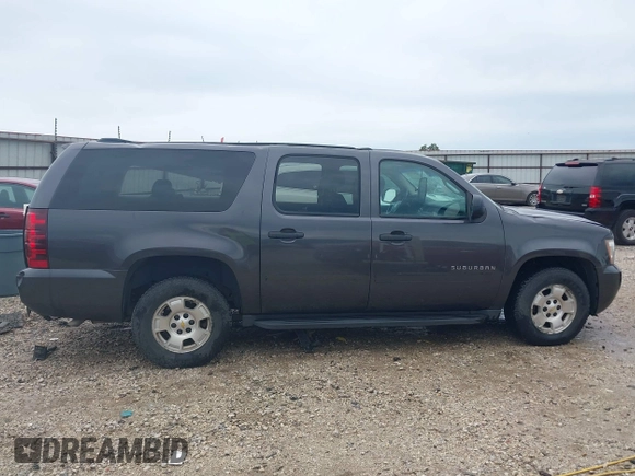 2010 Chevrolet Suburban LS with VIN 1GNUCHE07AR213838, listed as a IAAI auction lot 42523274 with 251,109 mi miles and . Bid and sale history available at DreamBid. Image 13.