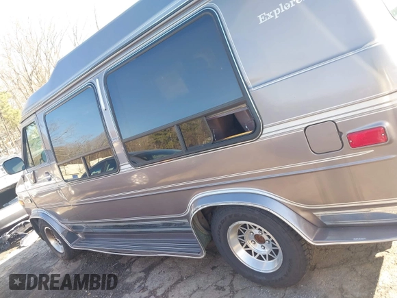 1993 GMC Vandura z VIN 1GDEG25KXPF515274, wystawiony jako IAAI lot #41663966 z przebiegiem 112 288 mil mil oraz . Historia ofert i sprzedaży dostępna na DreamBid. Obrazek 14.