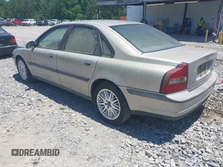2000 Volvo S80 z VIN YV1TS94D1Y1118678, wystawiony jako IAAI lot #42312316 z przebiegiem 86 933 mil mil oraz . Historia ofert i sprzedaży dostępna na DreamBid. Obrazek 3.