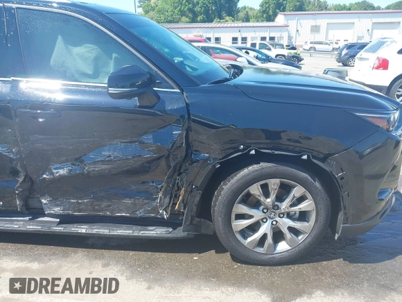 2024 Toyota Highlander XLE z VIN 5TDAAAB51RS058547, wystawiony jako IAAI lot #41967637 z przebiegiem 13 191 mil mil oraz . Historia ofert i sprzedaży dostępna na DreamBid. Obrazek 6.