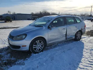 2010 Volkswagen Jetta SportWagen S with VIN 3VWKZ7AJ6AM672218, listed as a Copart auction lot 89310145 with 167,570 mi miles and Salvage Title. Bid and sale history available at carsss.com. Image 1.