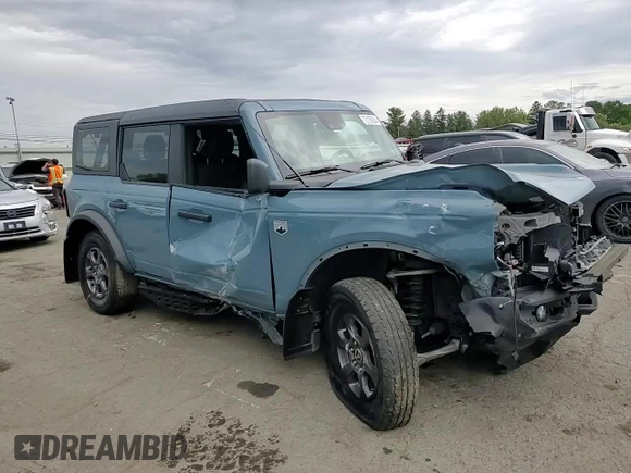 2021 Ford Bronco z VIN 1FMEE5BP8MLA68271, wystawiony jako Copart lot #72126884 z przebiegiem 36 942 mil mil oraz Szkoda całkowita • Salvage title. Historia ofert i sprzedaży dostępna na DreamBid. Obrazek 11.