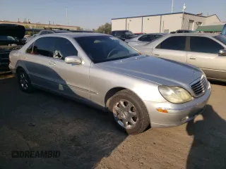 2000 Mercedes-Benz S-Class with VIN WDBNG75J2YA055873, listed as a Copart auction lot 62303444 with 236,646 mi miles and Salvage Title. Bid and sale history available at carsss.com. Image 4.