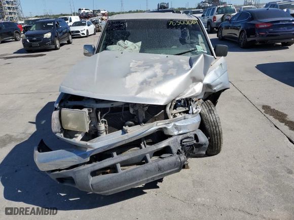2000 Nissan Frontier 2WD XE with VIN 1N6DD21S1YC376604, listed as a Copart auction lot 76300064 with 0 mi miles and Salvage Title. Bid and sale history available at carsss.com. Image 5.