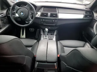 2013 BMW X6 xDrive50i z VIN 5UXFG8C52DL591320, wystawiony jako Copart lot #55245075 z przebiegiem Nie podano mil oraz Szkoda całkowita • Salvage title. Historia ofert i sprzedaży dostępna na DreamBid. Obrazek 8.